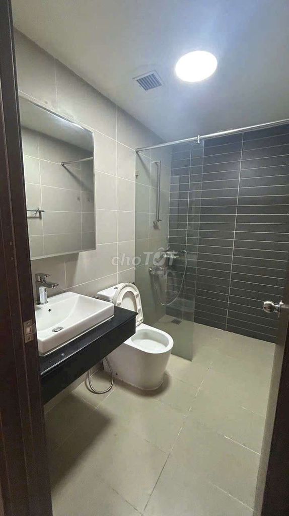 To rent apartment arora