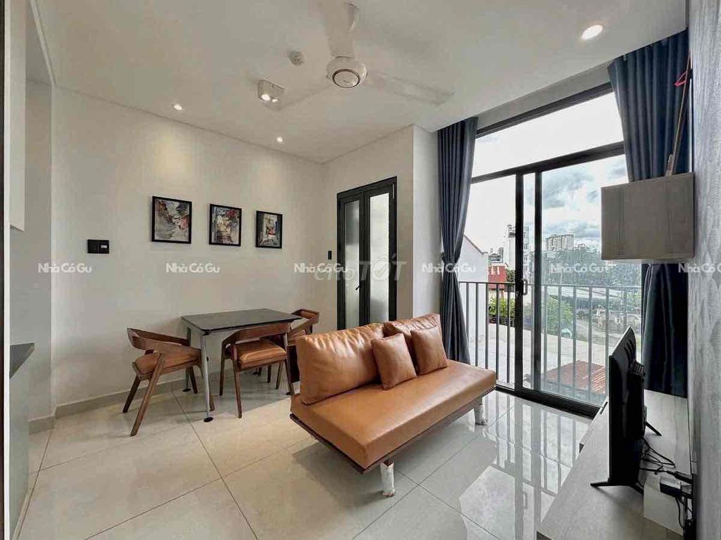 Rent the Guardian 1 Service Bedroom Full Seven Supremes District 7