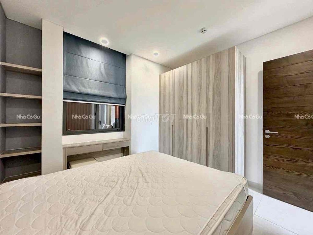 Rent the Guardian 1 Service Bedroom Full Seven Supremes District 7