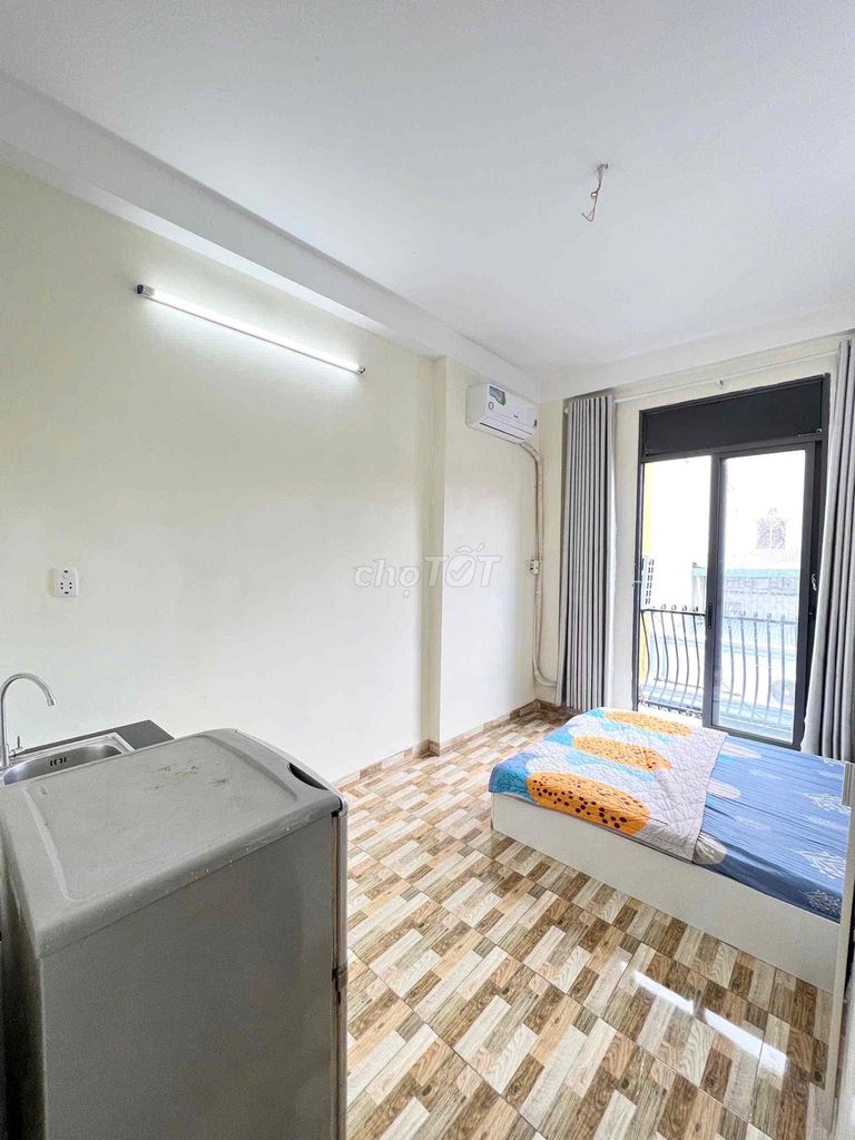 Cô Bắc balcony studio – Phú Nhuận