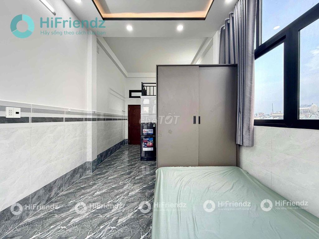 The guard room has a balcony. - Stand at the center of Phú Nhuận.