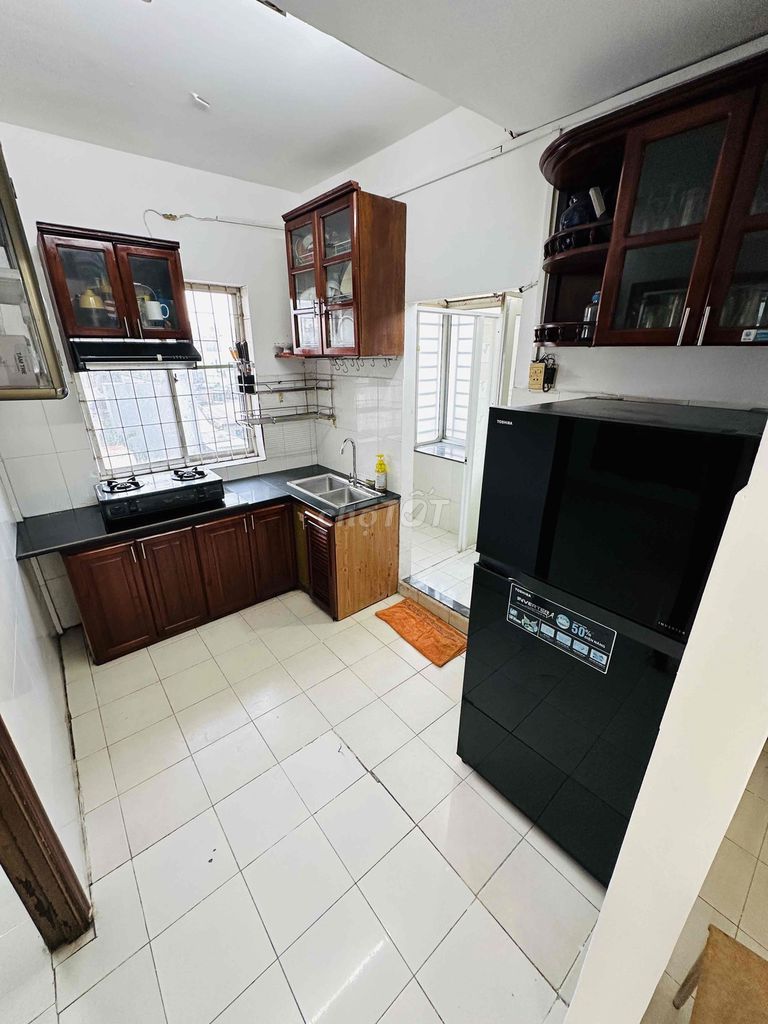 Rent Bình Thạnh.10.5 million a month. 60m2 can make three bedrooms.