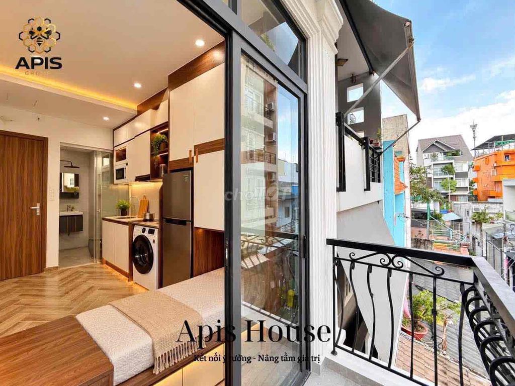 The new Tân Bình project -- a small angle, a very private living substance.