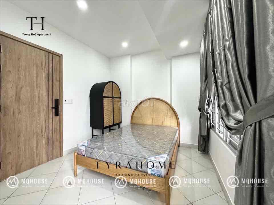 Rent the original floor floor of the bandicol super-splitting east lines.