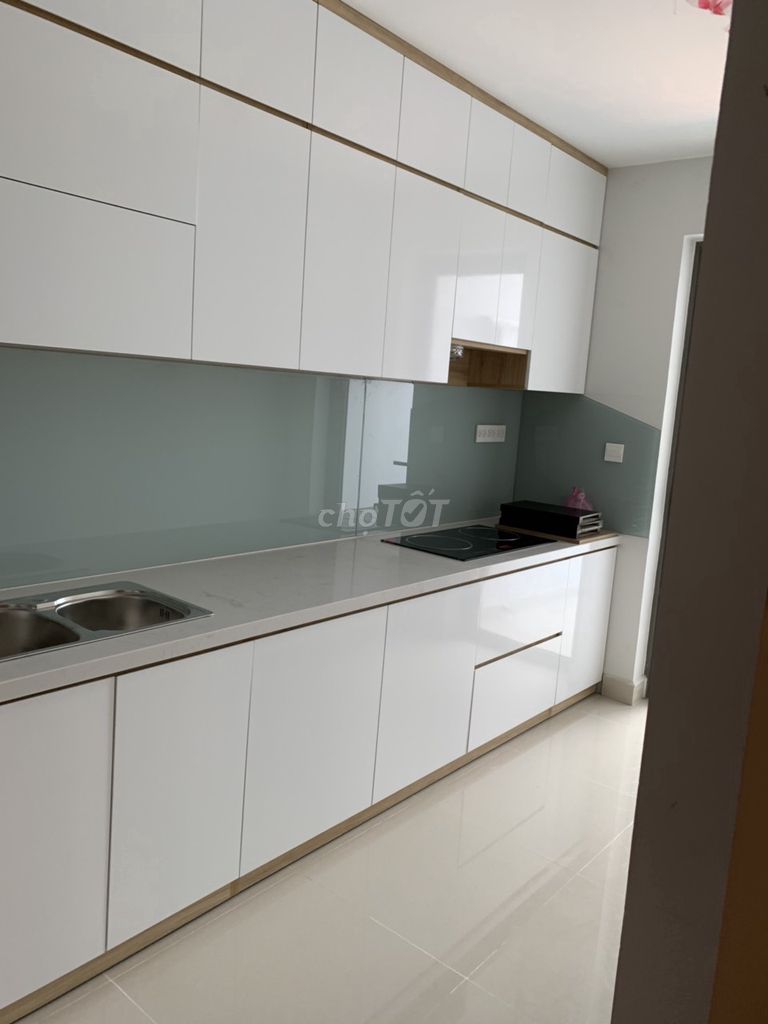 Rent Chung Cư 109 Nguyễn Biểu 9 million a month.