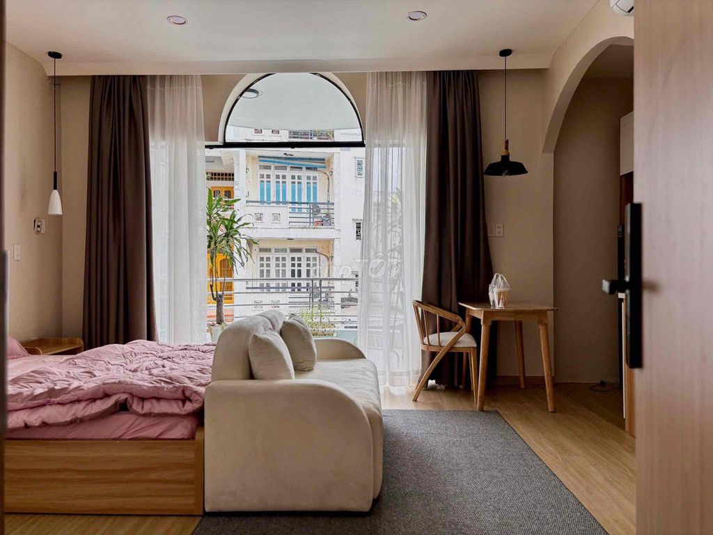 Rent an apartment full of Hồ Bá Kiện Street furniture, District 10