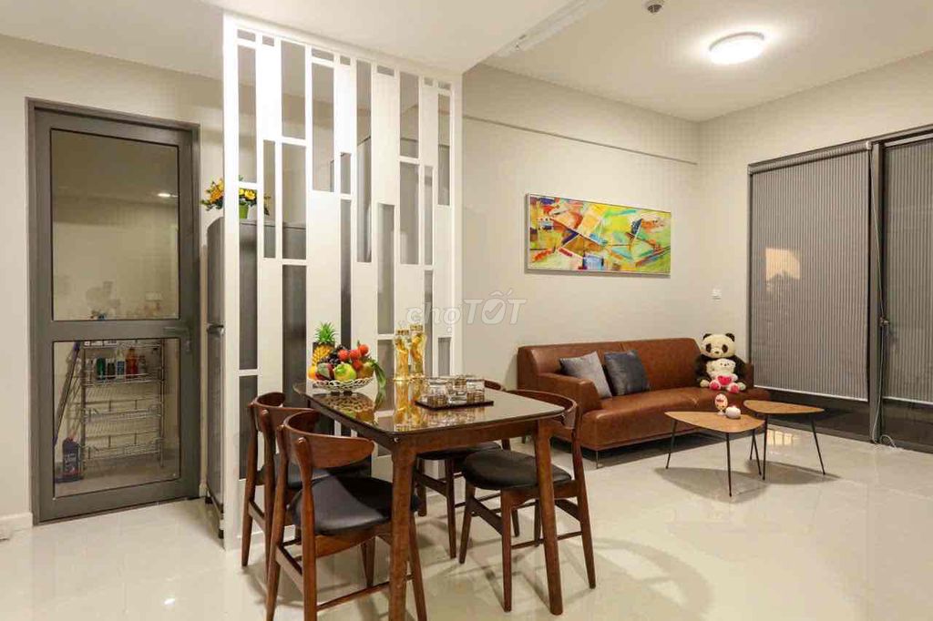 Hire a quick one bedroom. 1. 1 An Phú mascore. It's a very good 18 million net.