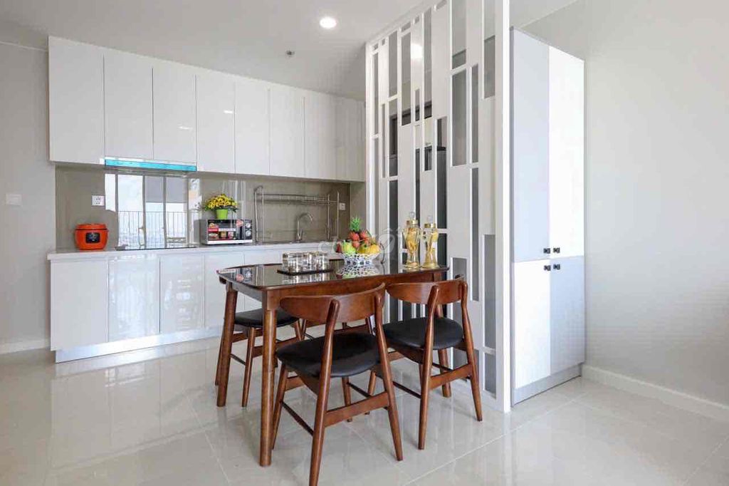 Hire a quick one bedroom. 1. 1 An Phú mascore. It's a very good 18 million net.