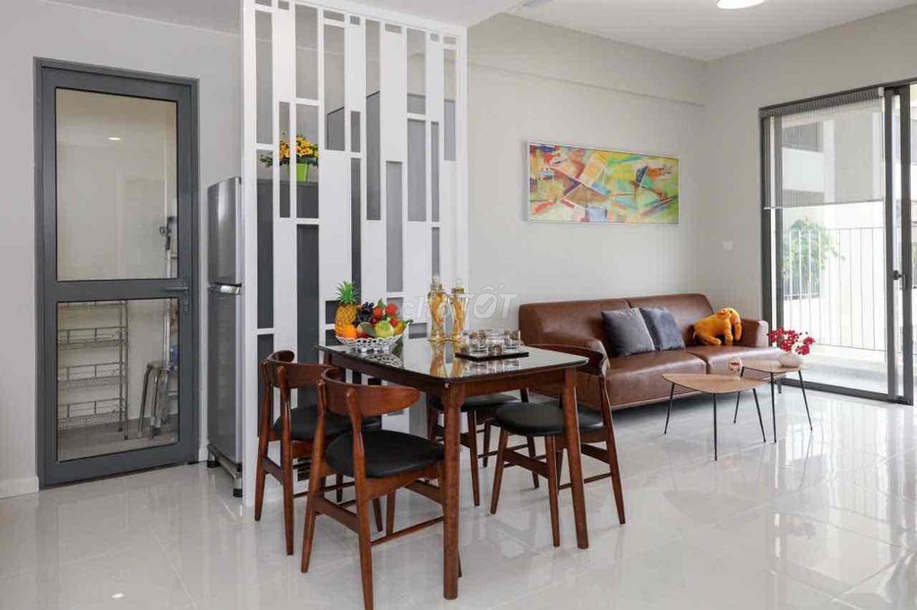Hire a quick one bedroom. 1. 1 An Phú mascore. It's a very good 18 million net.