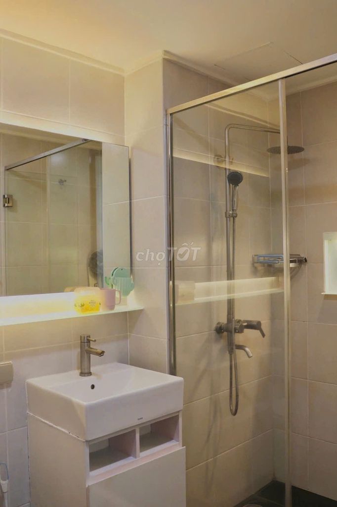 Rent the apartment of the manor 1, 3 bedrooms with a nice full interior