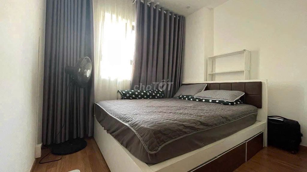 Ruby apartment, Nguyễn Sỹ Sách, tb: 88 m2, 2 bedrooms, Full interior. 9 million.