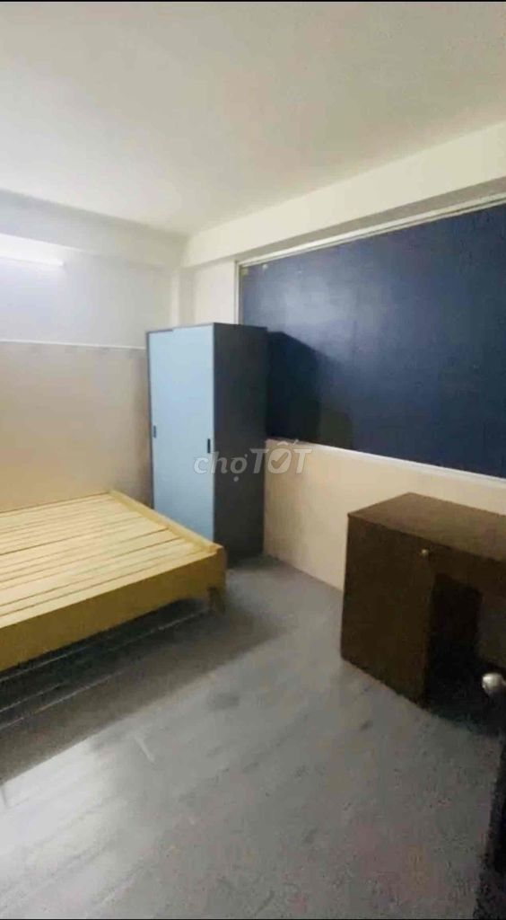 The studio of 45 M2 is two basic bedrooms -- peaceful front, tep.