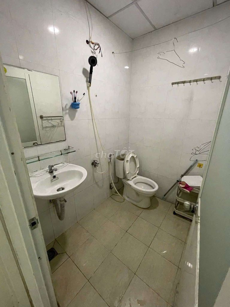 Rent two bedroom two, Lotus Sen. Six and a half million.