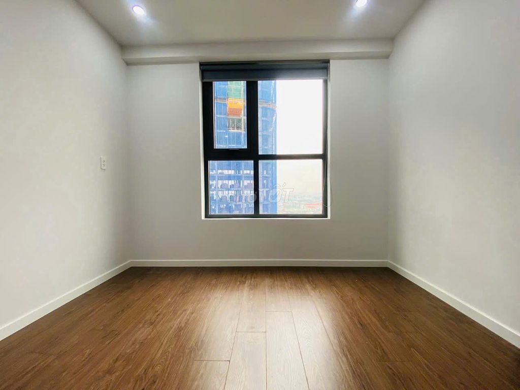 High-level Picity apartment. Tx13. 12th. 60 meters 2 bedrooms. At 7.5 million.