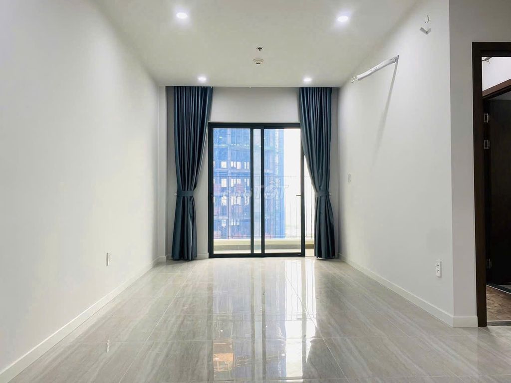 High-level Picity apartment. Tx13. 12th. 60 meters 2 bedrooms. At 7.5 million.