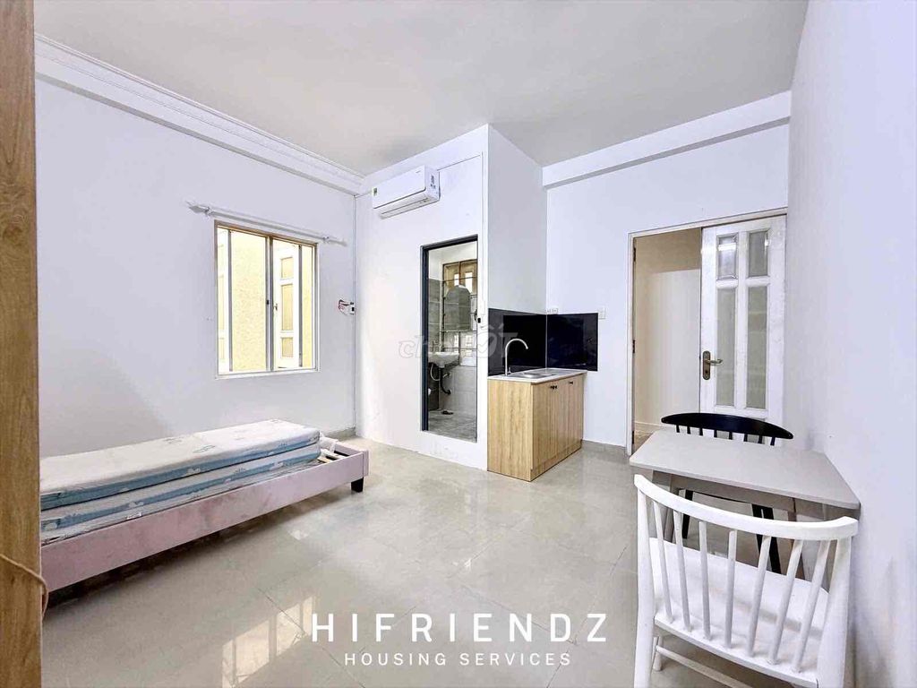 studio full interior - window - just Nhất Chi Mai