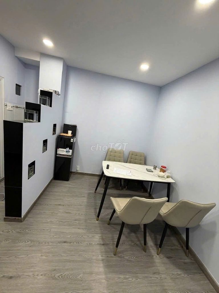 Tô Hiến Thành building, District 10: 1 p sleeps, 6 million, 50 meters2, interior