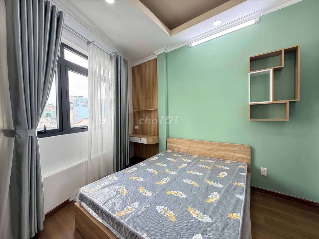 Rent a big balcony bedroom, Nguyễn Thị Định, District 2.