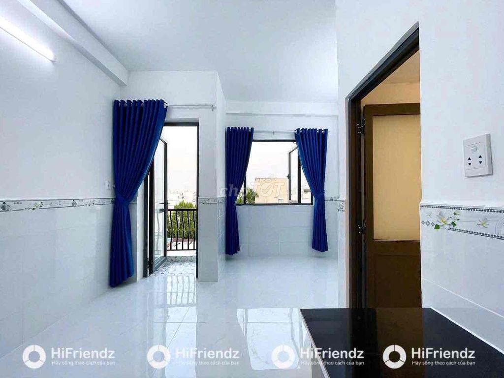 The wide, open, cool mini-bar apartment with elevators.