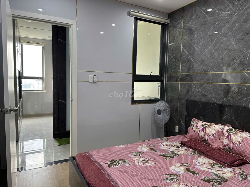Two bedrooms. Five million and a half empty.