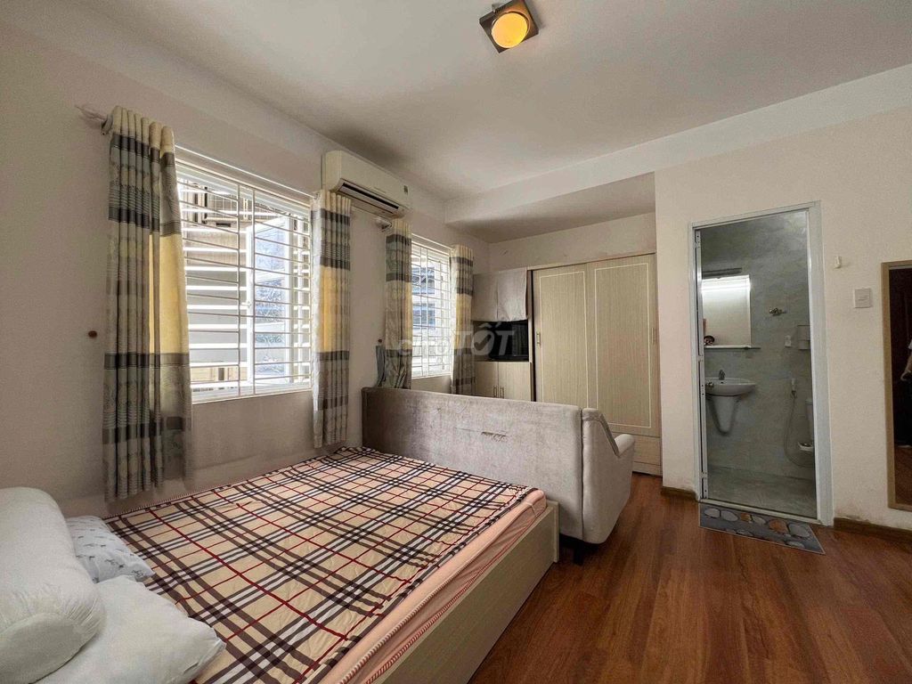 Studio - Book Door - Full Seven - Right Upon Dakao 1 - 5 million and 5