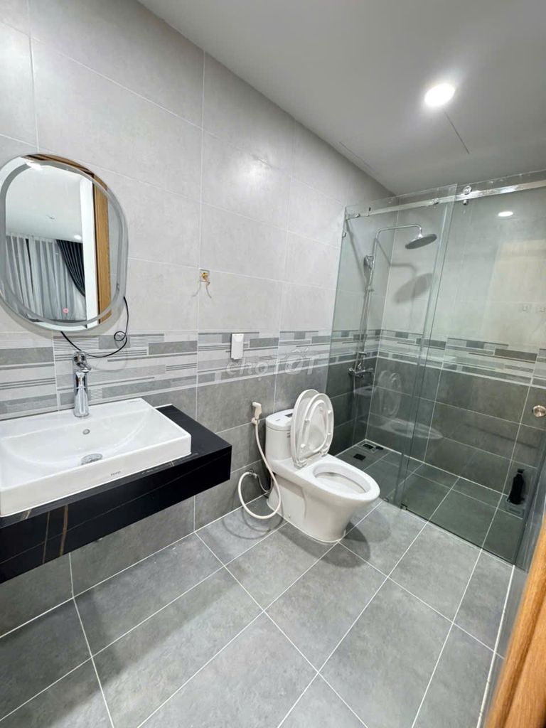 Rent the house of the considering two bedrooms. Two toilets. Just take your suitcase and stay.