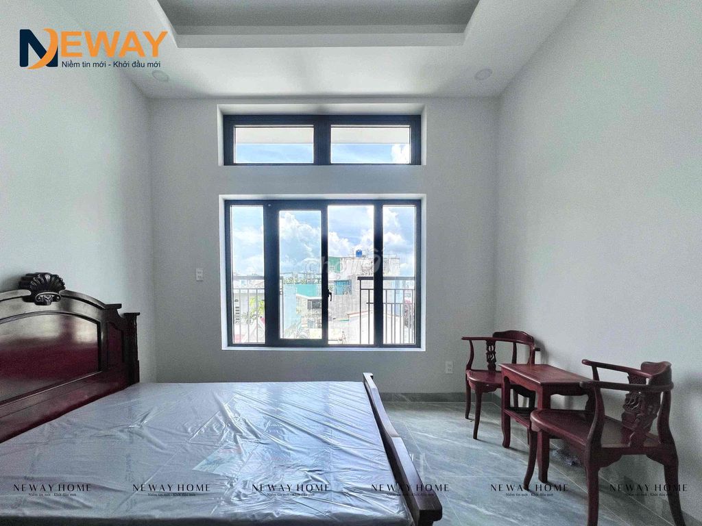 A padded-uper with a full interior in a nice apartment.