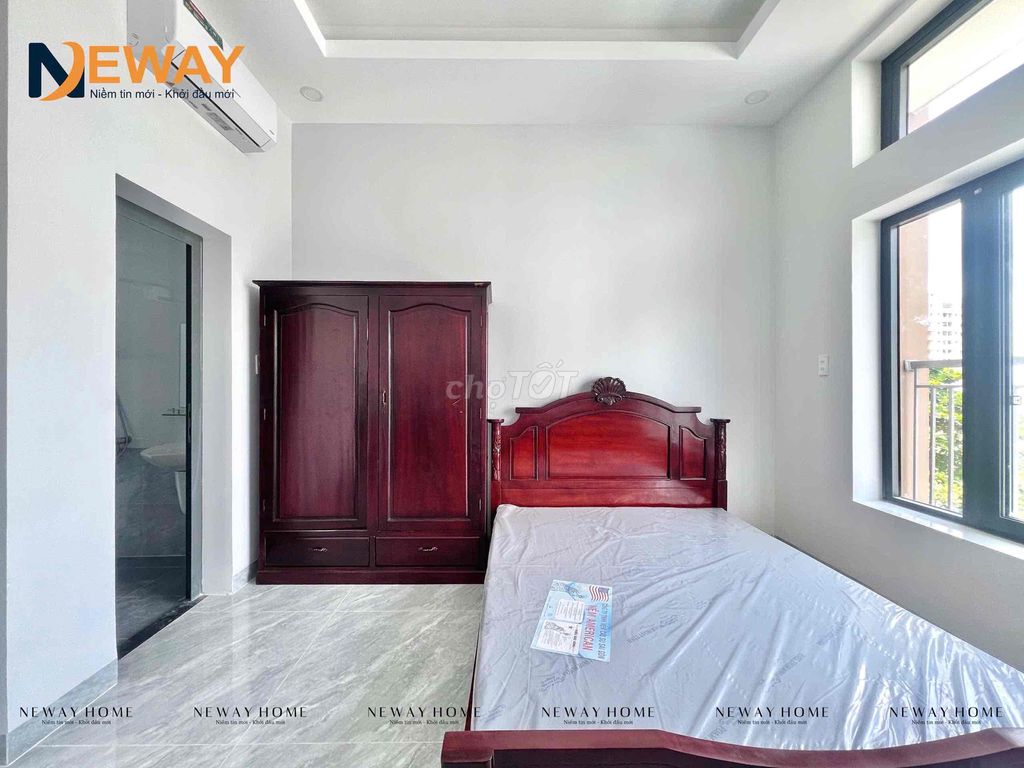 A padded-uper with a full interior in a nice apartment.