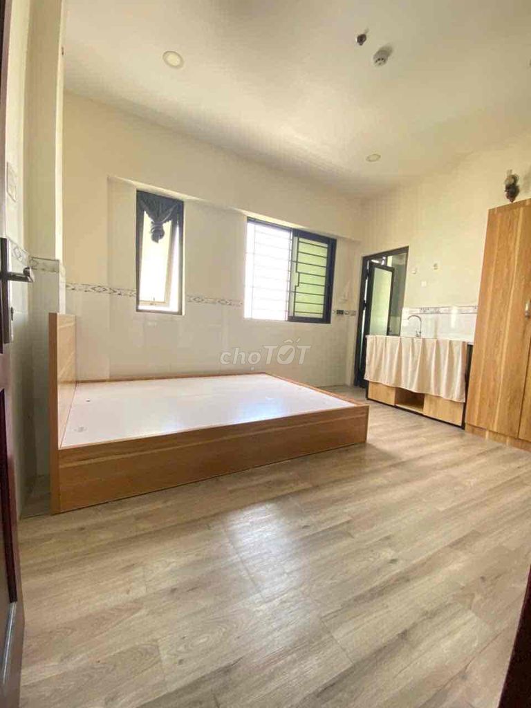 super large Thống Nhất comfortable apartment