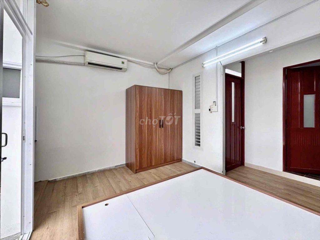 A studio suite full of balconies 10 near the University of Constitution, Lotus