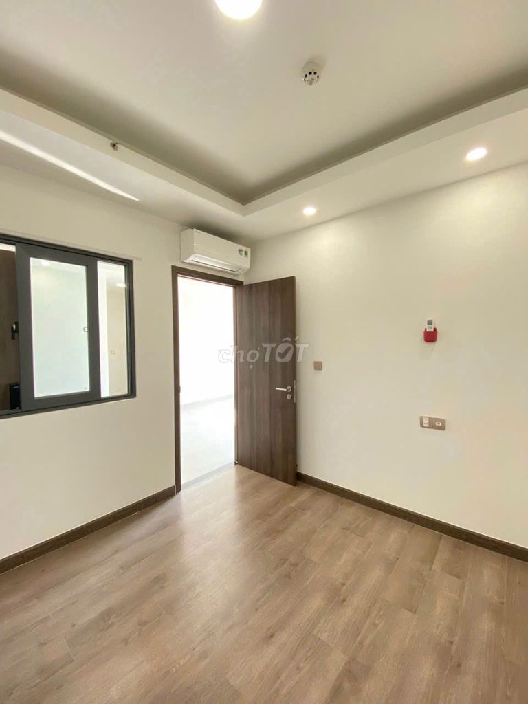 Rent two bedrooms, 7 o'clock, 11 million.