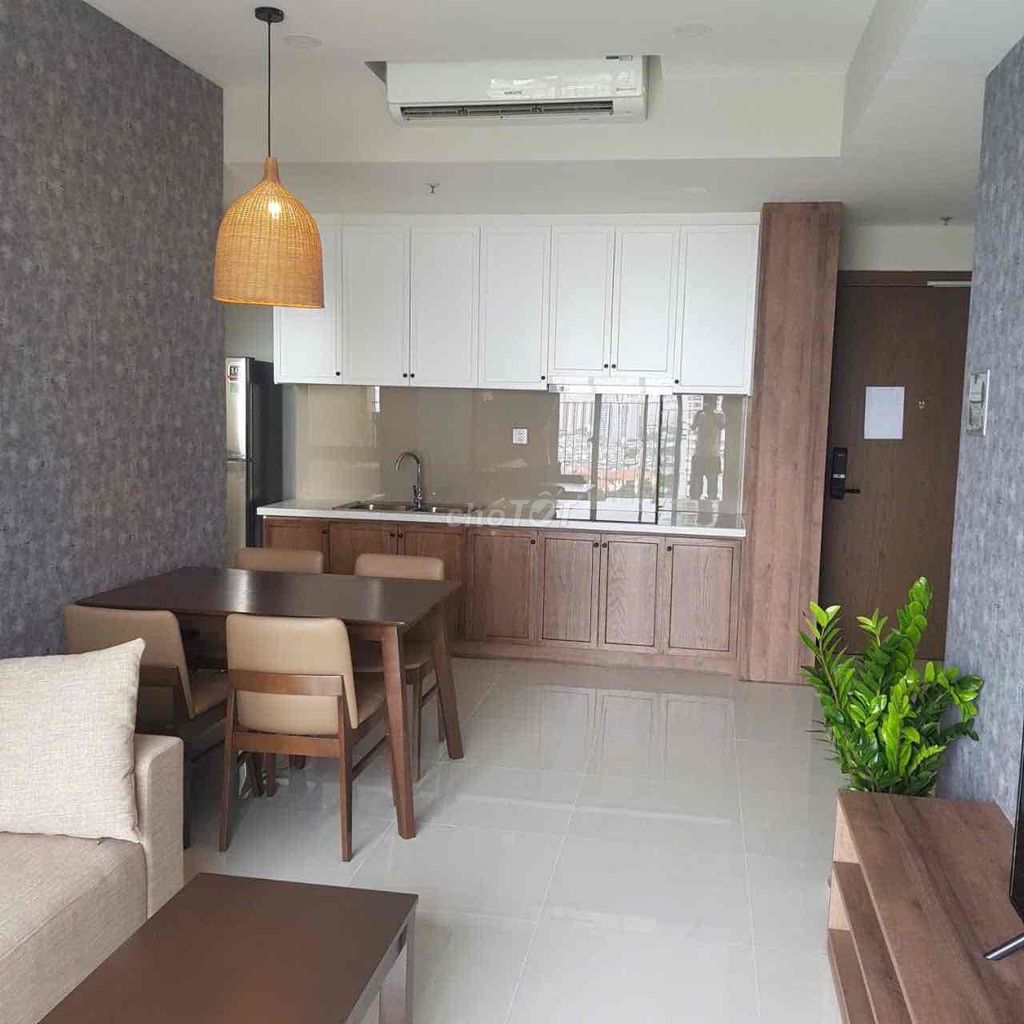 Rent the apartment 2 bedroom 2 mas An Phú super good. 22 million in charge.