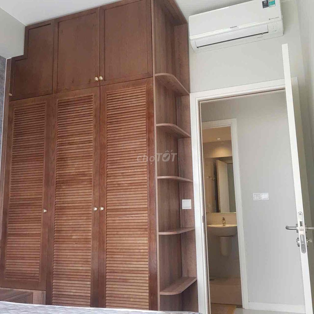 Rent the apartment 2 bedroom 2 mas An Phú super good. 22 million in charge.