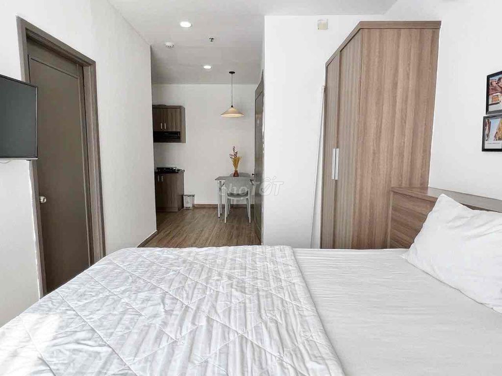 1st bedroom, security, elevator, Trần Quang Khải, Tân Định, District 1.