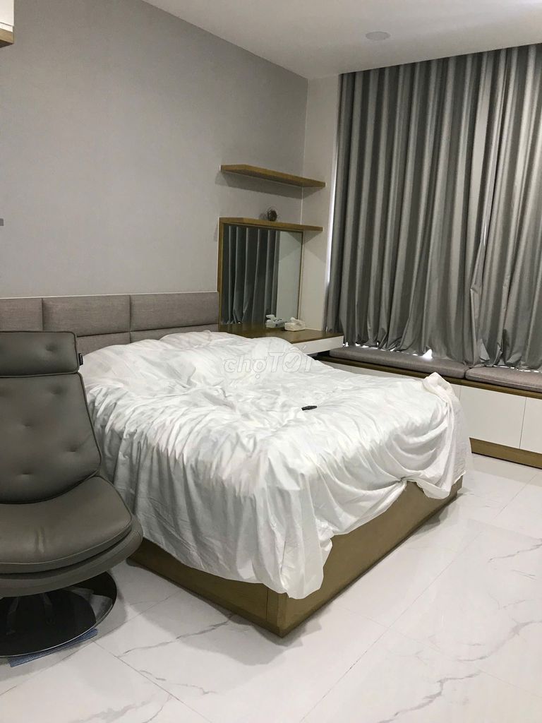 Rent the Kingston apartment, 80 meters, two bedrooms, two toilets, 20 million a month, in place.