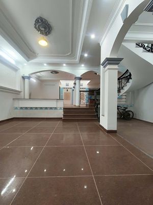 Rent the Phan Xích Long-Bình Thạnh house 4 floors st