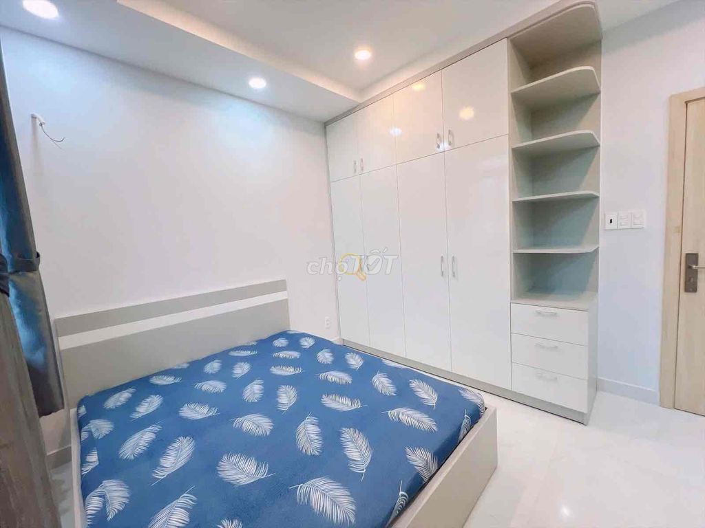 A wide, open, wide-split bedroom - 4 Phú Nhuận fall, Peace