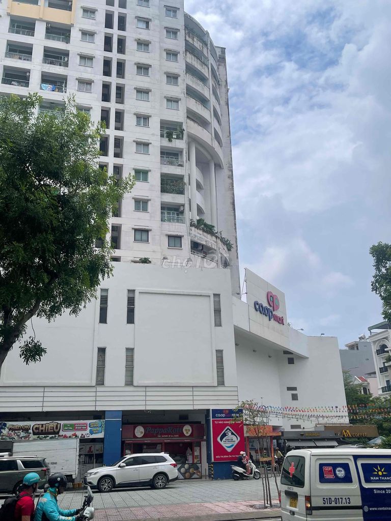 Penhouse Lữ Gia plaza - 167 M2 - sell or rent - full interior