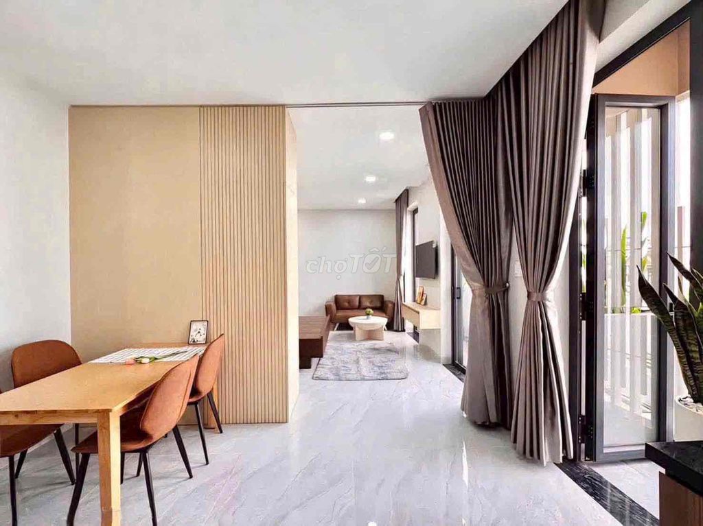 Tell Zhang the Green House of New Rent 3 near the Turtle Lake, Bridge