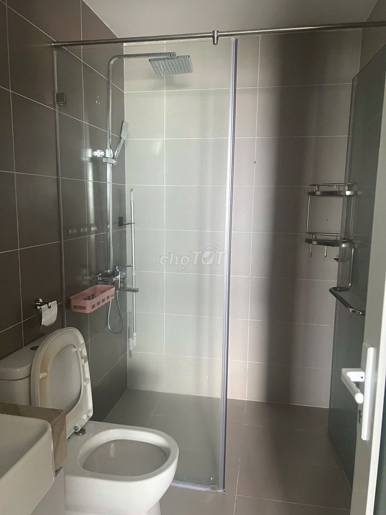 Rent the apartment Xigrind Court, 2 bedrooms, 2 toilets, full interior, 16 million.