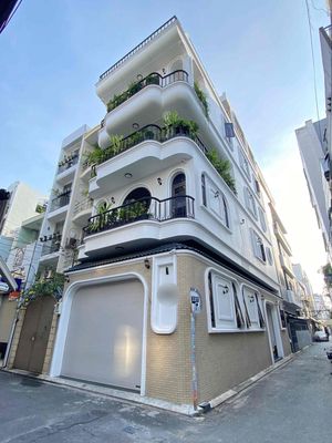 Rent a new Hxt 134 Thành Thái-712, District 10 area 5.5 x16 meters ground 3 L 5 p 4 toilets