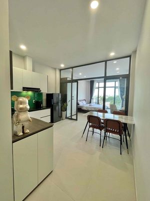 Rent a new Hxt 134 Thành Thái-712, District 10 area 5.5 x16 meters ground 3 L 5 p 4 toilets