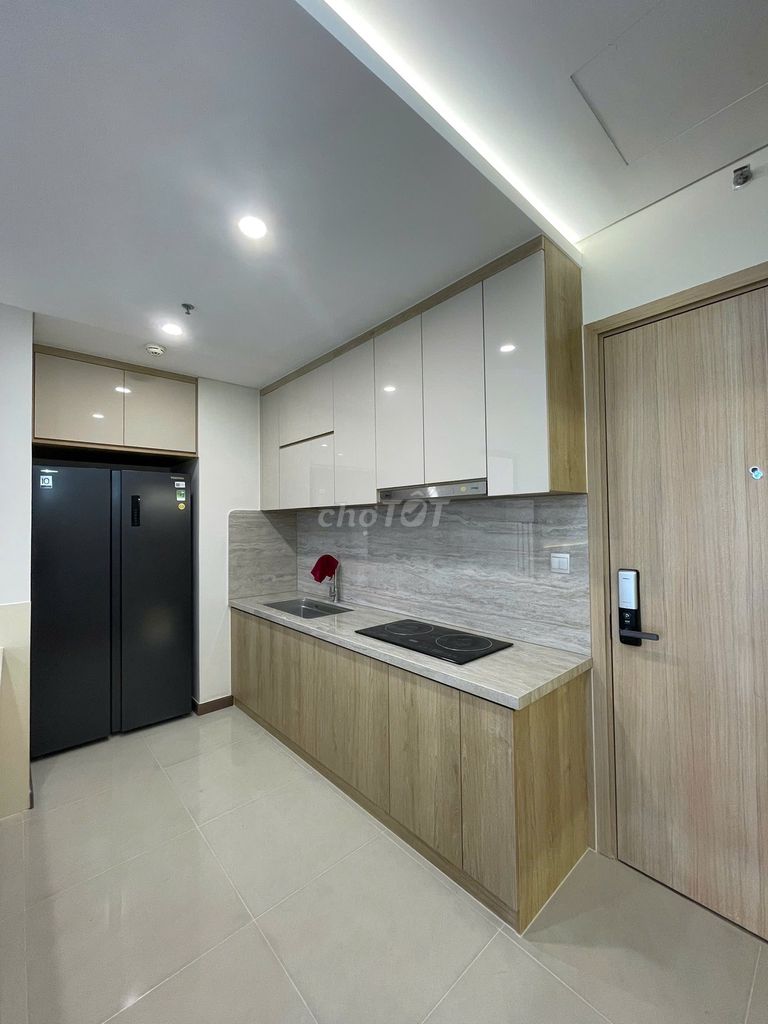 The two high-rise bedrooms of the Best Views are just 23 million a month in the House of Samasa.