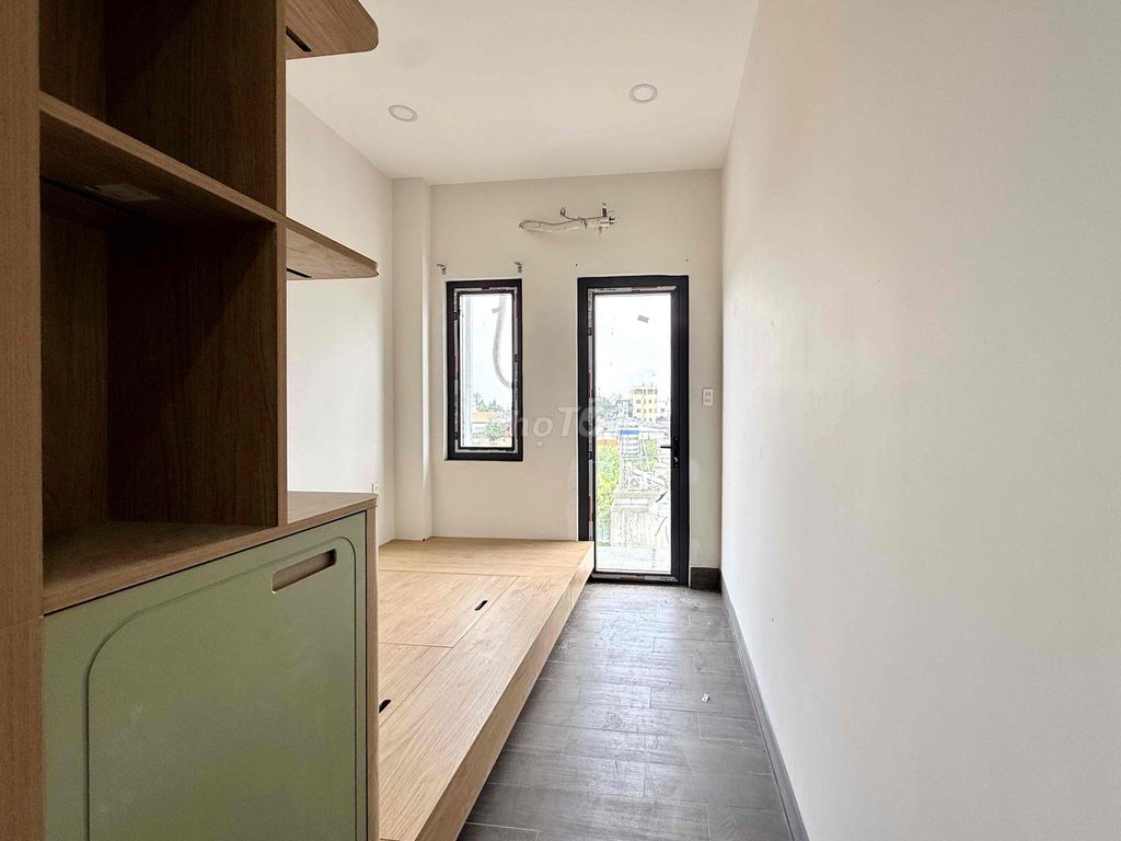 A mini apartment two bedroom-one-room living room 45 m2 Banclyly Full interior, private machine close to dvd.