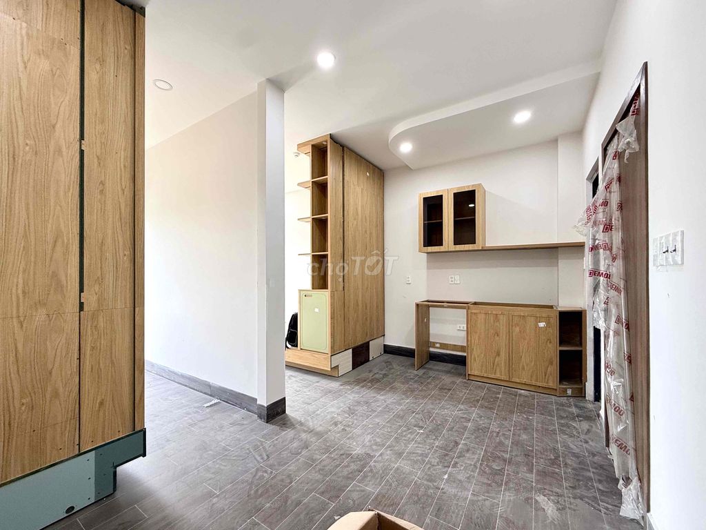 A mini apartment two bedroom-one-room living room 45 m2 Banclyly Full interior, private machine close to dvd.