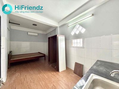 The new elevator room is located near cty poyuen/ aeon Bình Tân