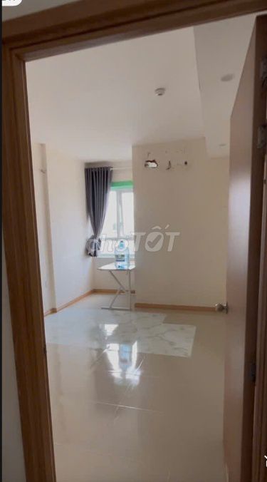 Find roomate share apartment one bedroom