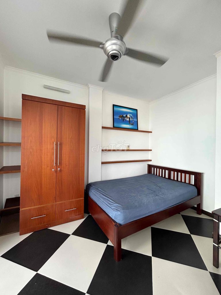 Rent two bedrooms. Two bathrooms wide. 70 microscopic balconies on stage one.