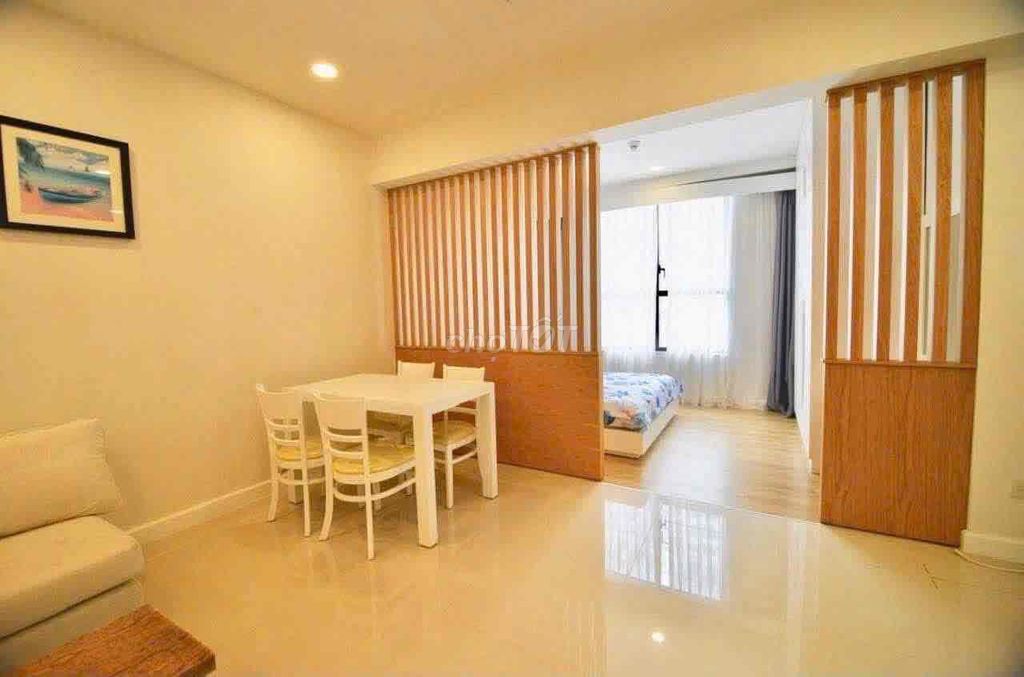 The apartment is a 50-meter bedroom full of icon56 furniture.