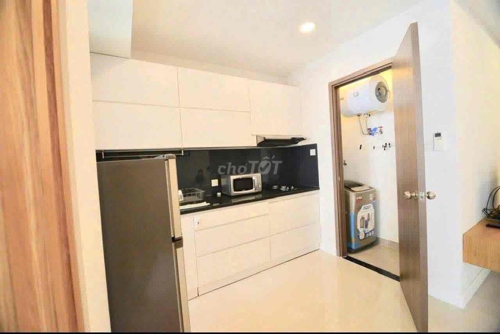 The apartment is a 50-meter bedroom full of icon56 furniture.